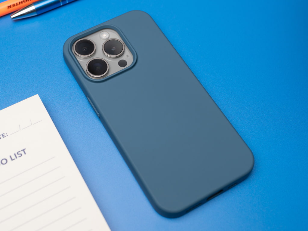 Silikonový kryt na iPhone 15 Pro - Modrý 2